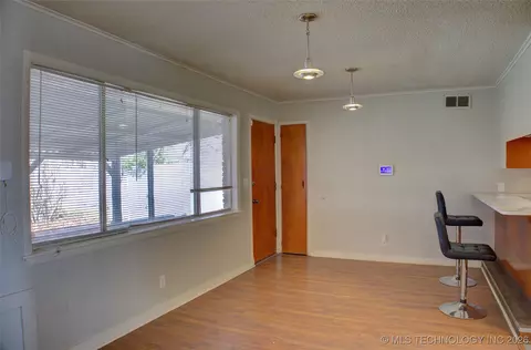 6781 E 26th Pl, Tulsa, OK 74129 photo 10