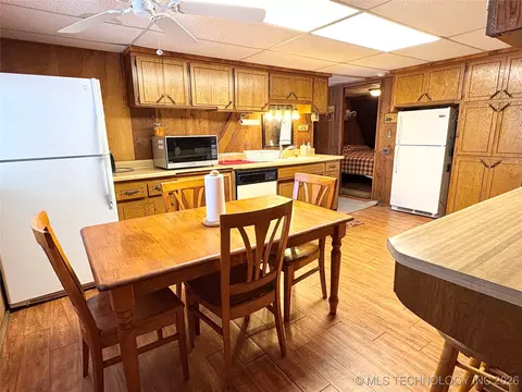 Kitchen - 979 County Line Rd, Eufaula, OK 74432 photo 3 of 4
