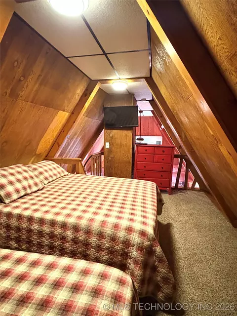 Bedroom - 979 County Line Rd, Eufaula, OK 74432 photo 3 of 3