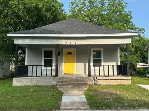 717 N Alabama Ave, Okmulgee, OK 74447
