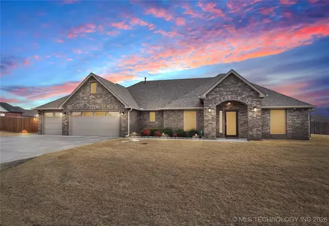 12713 N 42nd East Ave, Skiatook, OK 74070