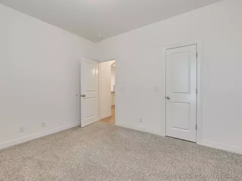 Bedroom - 7315 E Oak Ridge St, Broken Arrow, OK 74014 photo 5 of 10