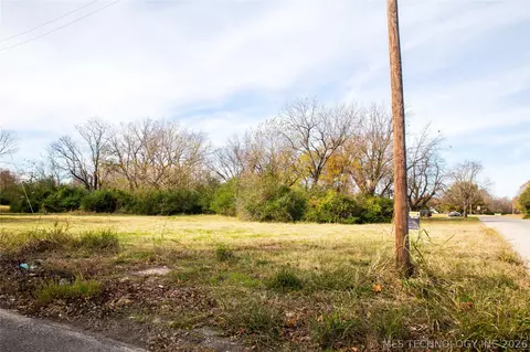800 S 5th St, Muskogee, OK 74401