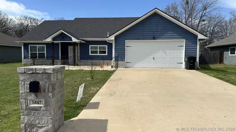 5447 Roadrunner Dr, Durant, OK 74701
