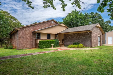 4412 E Grandstaff Rd, Cushing, OK 74023