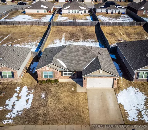 View/Area - 1208 E Richmond St, Broken Arrow, OK 74012 photo 1 of 2