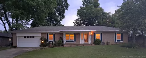 5837 E 62nd Pl, Tulsa, OK 74136 photo 1