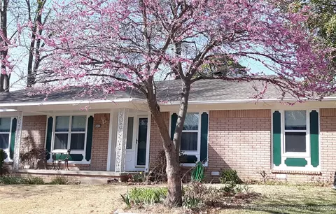 5837 E 62nd Pl, Tulsa, OK 74136 photo 2