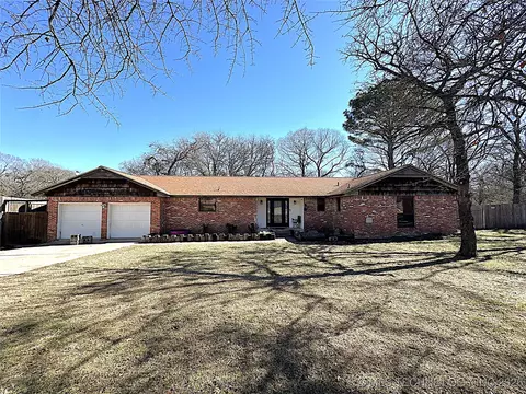 306 Eastwood, Ardmore, OK 73401