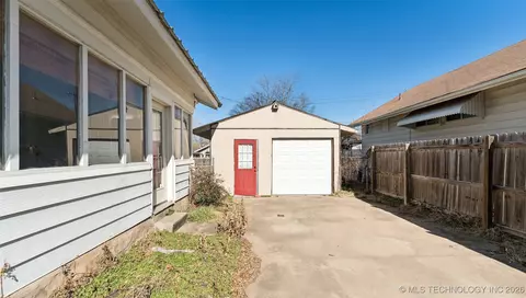 Other - 1109 E 9th St, Okmulgee, OK 74447 photo 6 of 7