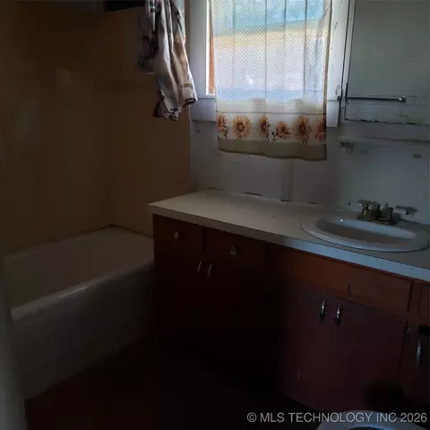 283 Highland St, Stringtown, OK 74569 photo 8