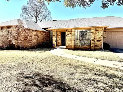 1111 Surrey St S, Ardmore, OK 73401