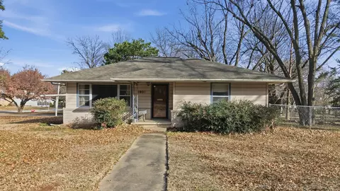 4905 S Columbia Ave, Tulsa, OK 74105
