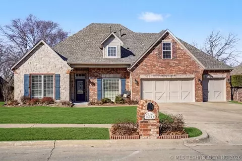 604 S 71st St, Broken Arrow, OK 74014