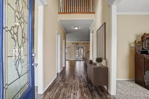 Entry Way - 604 S 71st St, Broken Arrow, OK 74014 photo 1 of 3