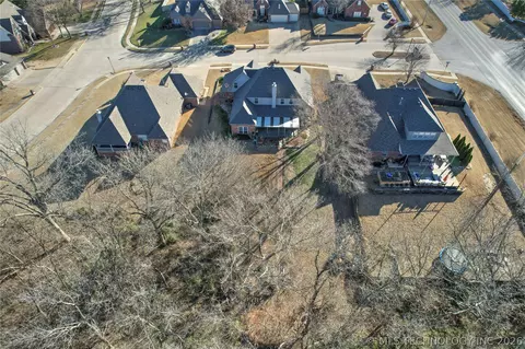 View/Area - 604 S 71st St, Broken Arrow, OK 74014 photo 6 of 7