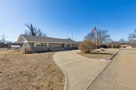 1107 E 8th St, Cushing, OK 74023 photo 57