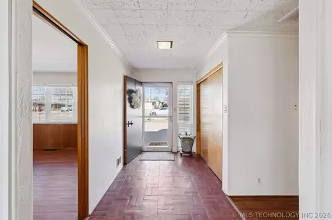1107 E 8th St, Cushing, OK 74023 photo 6