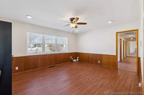1107 E 8th St, Cushing, OK 74023 photo 43