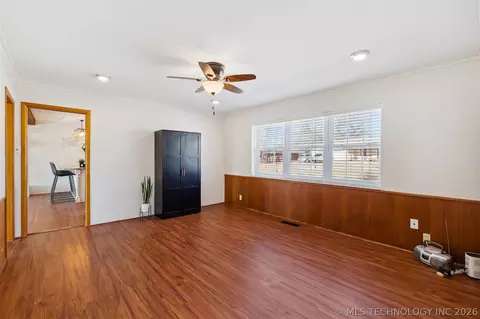 1107 E 8th St, Cushing, OK 74023 photo 42