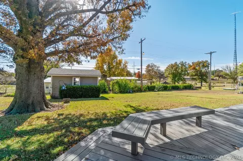 1107 E 8th St, Cushing, OK 74023 photo 51