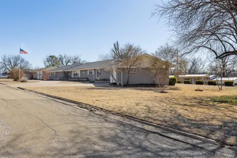 1107 E 8th St, Cushing, OK 74023 photo 59