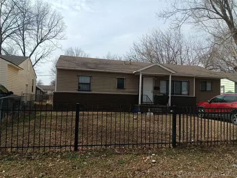 4528 N Iroquois Ave, Tulsa, OK 74106