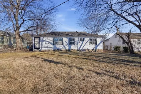 6710 E Independence Pl, Tulsa, OK 74115 photo 10