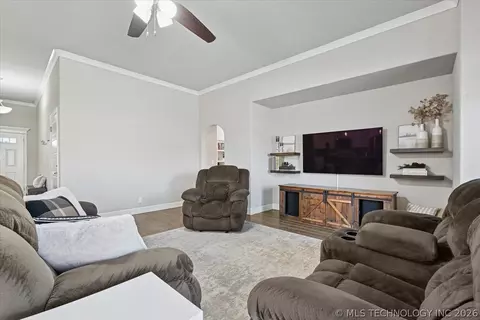 1543 E 137th Pl, Glenpool, OK 74033 photo 9