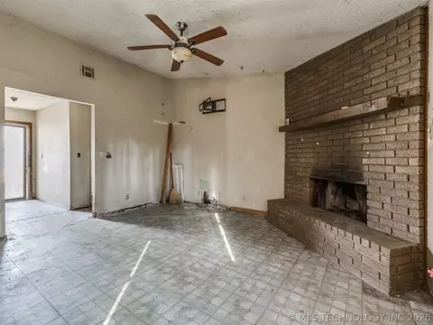 18124 E 4th St, Tulsa, OK 74108 photo 9