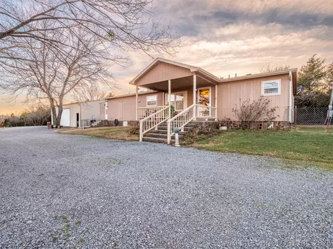 1150 State Highway 63, Kiowa, OK 74553