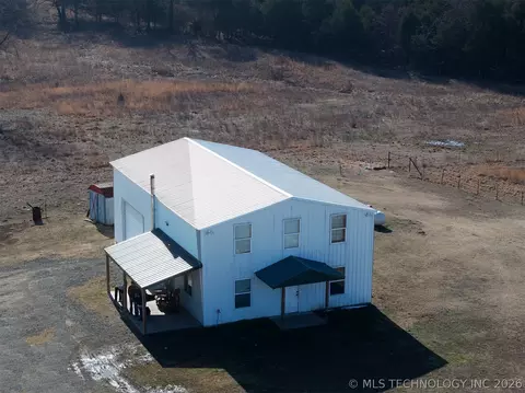 7075 E 303 Rd, Porum, OK 74455