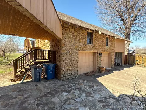 Other - 1007 S Wilson Ave, Cushing, OK 74023 photo 1 of 23