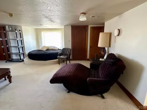Bedroom - 1007 S Wilson Ave, Cushing, OK 74023 photo 6 of 10