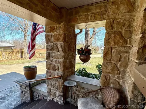 Exterior - 1007 S Wilson Ave, Cushing, OK 74023 photo 11 of 28