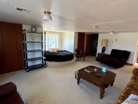 Bedroom - 1007 S Wilson Ave, Cushing, OK 74023 photo 9 of 10