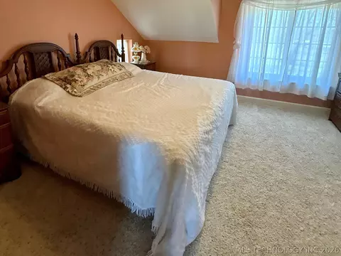 Bedroom - 1007 S Wilson Ave, Cushing, OK 74023 photo 4 of 10