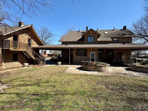 Exterior - 1007 S Wilson Ave, Cushing, OK 74023 photo 21 of 28