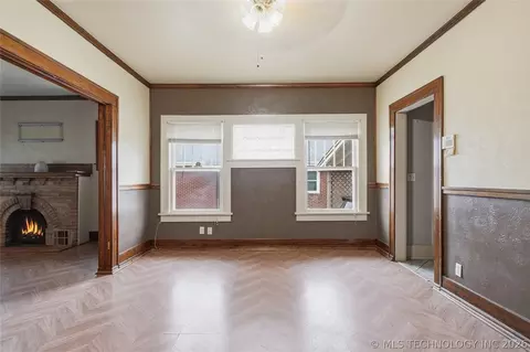 Living - 1916 E 14th St, Tulsa, OK 74104 photo 3 of 4