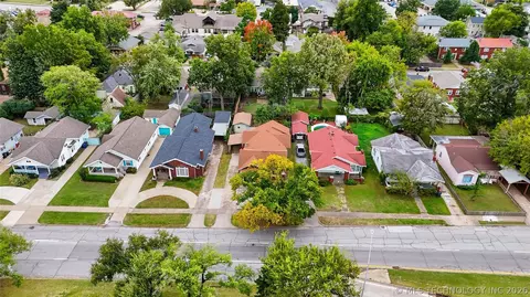 View/Area - 1916 E 14th St, Tulsa, OK 74104 photo 1 of 2