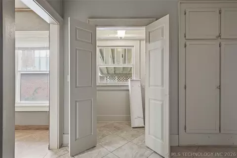 Entry Way - 1916 E 14th St, Tulsa, OK 74104 photo 1 of 1