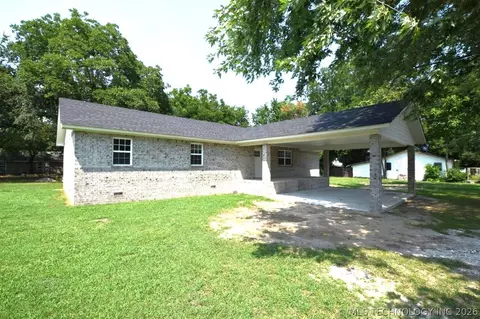 1468 W Division St, Westville, OK 74965