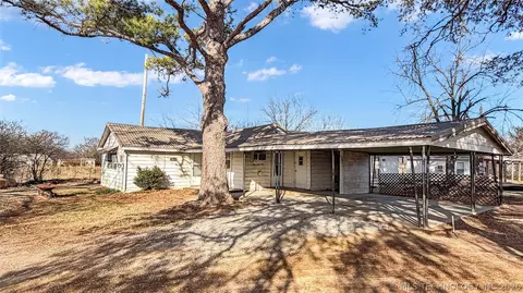 4637 Us Hwy 77, Marietta, OK 73448