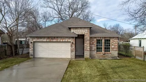 429 SE 3rd Ave, Ardmore, OK 73401