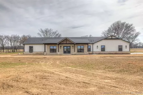 36870 E 186th St S, Coweta, OK 74429