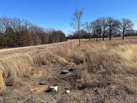 9226 County Road 3647, Francis, OK 74825