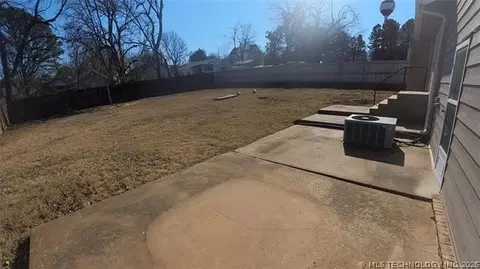 Exterior - 411 S 3rd, Eufaula, OK 74432 photo 8 of 8