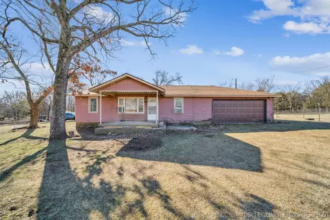 2596 E 599, Locust Grove, OK 74352