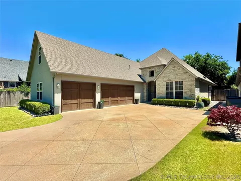 11427 S Ash St, Jenks, OK 74037
