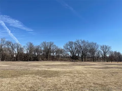 18001 State Highway 51b Hwy, Coweta, OK 74429